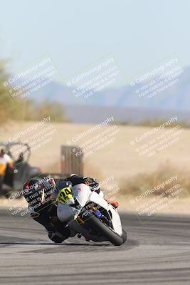 media/Nov-01-2025-CVMA (Sat) [[fc0f7531b8]]/Race 9-Amateur Supersport Middleweight/